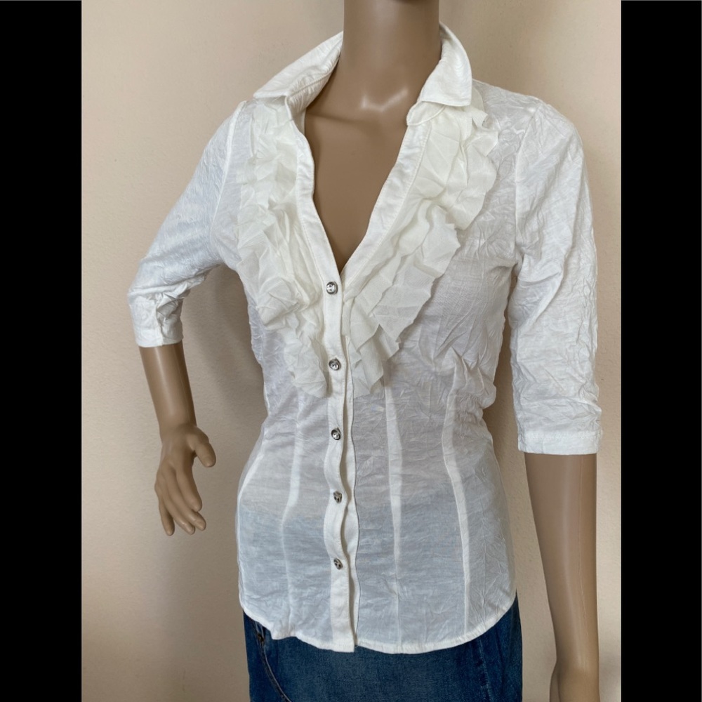 Beautiful New Surrealist Ivory, Ruffled Shirt. S